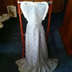 VINTAGE FULL LENGTH  APRON